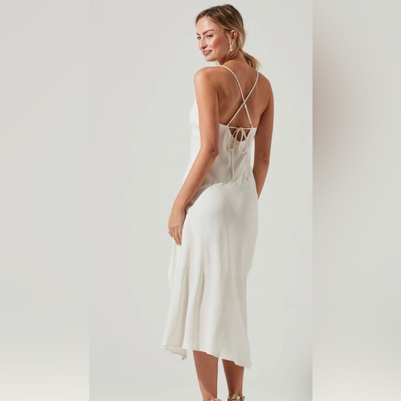 ASTR The Label Gaia Midi Dress - Picture 2 of 4